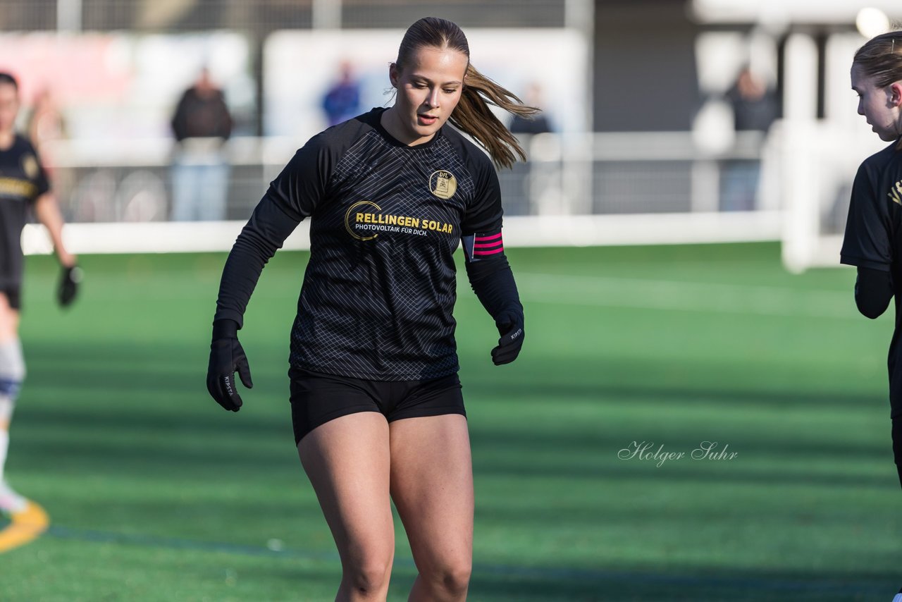 Bild 101 - wBJ VfL Pinneberg2 - Eimsbuttler TV 3 : Ergebnis: 5:0